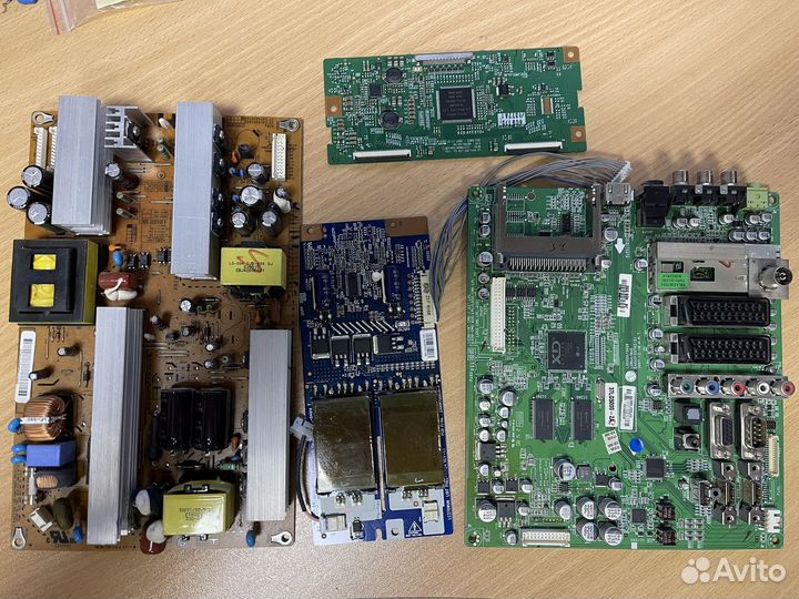 Телевизор LG 37LG5000-ZA разбор