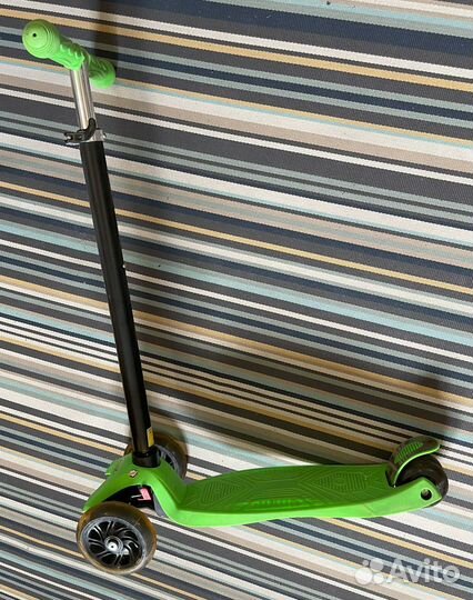 Самокат детский трёхколёсный