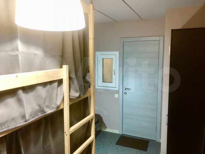 Комната 8,5 м² в 6-к., 1/7 эт.