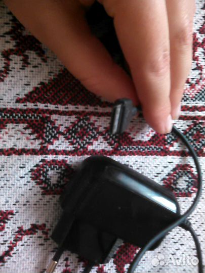 Зарядное с большим разъемом