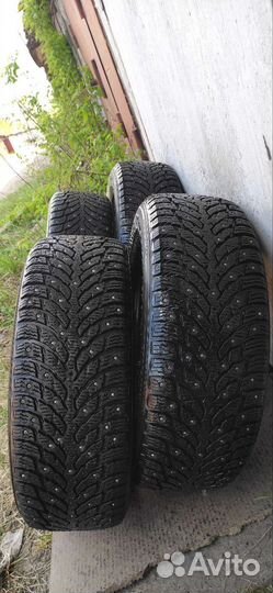 Nokian Tyres Hakkapeliitta 9 215/60 R16 99T