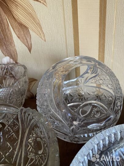 Хрустальные вазочки