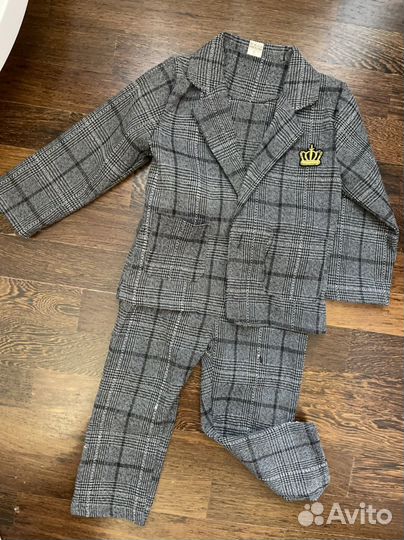 Костюм на мальчика 2-3 года