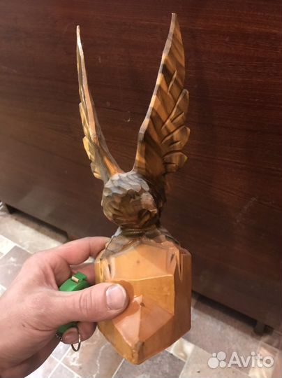 Деревянная статуэка