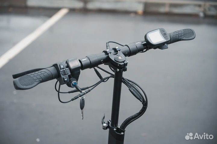 Электросамокат White Siberia Luna 800W