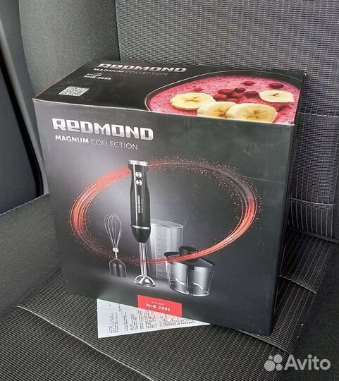 Новый блендер Redmond RHB-2995