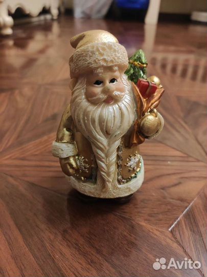 Фигурка новогодняя 