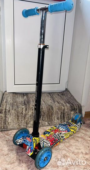 Самокат детский трехколесный