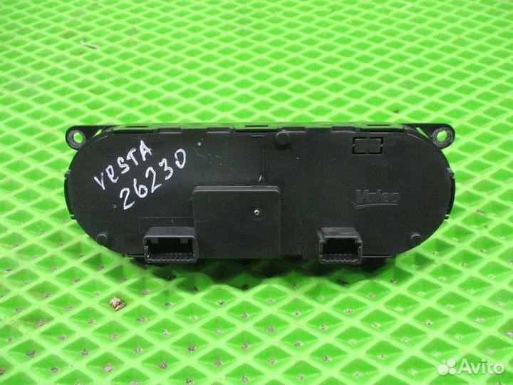 Блок управления климатической установкой LADA Vest