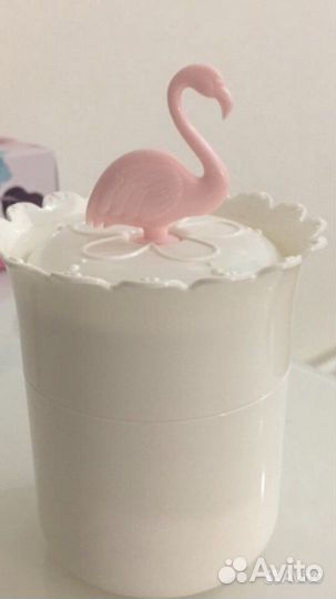 Красивый контейнер для ватных палочек/дисков