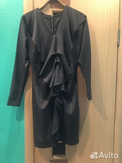 Продажа пиджаков, платья