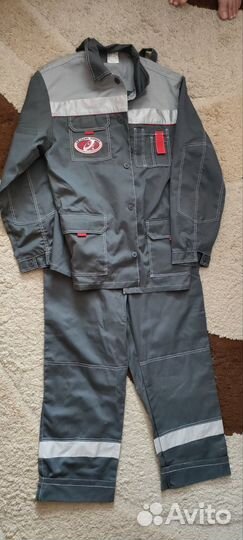 Защитный костюм