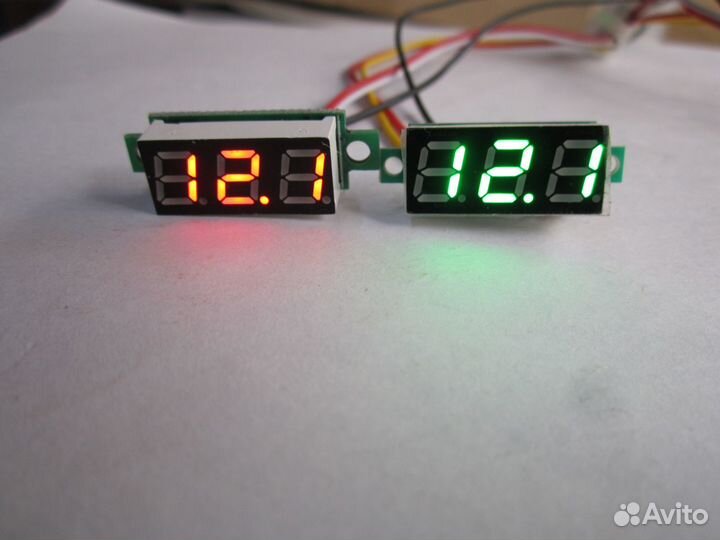 Встраиваемый цифровой мини- вольтметр