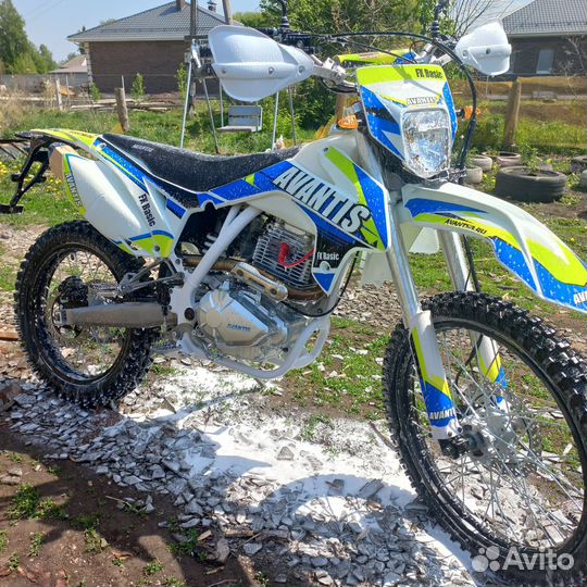 Продам Avantis 250