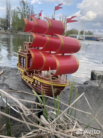 Корабль светильник