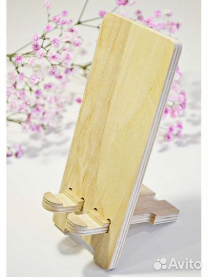 Подставка под телефона из фанеры березы