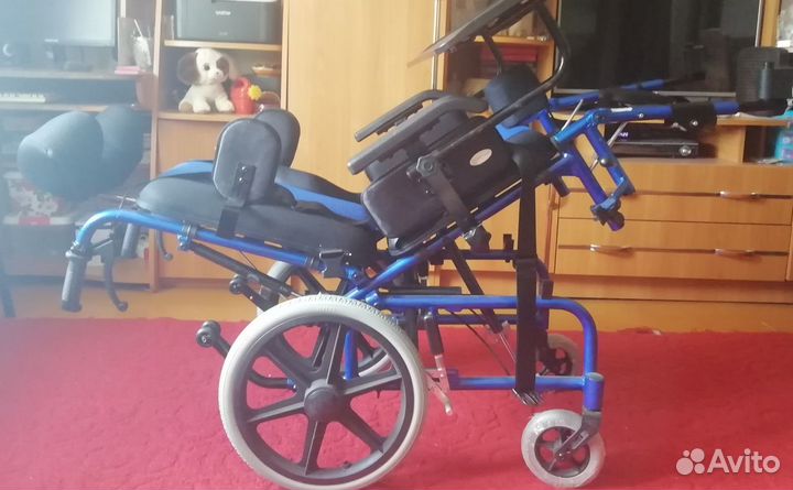 Инвалидная коляска