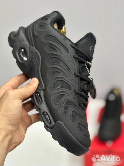 Кроссовки Nike Air Max Tn Plus