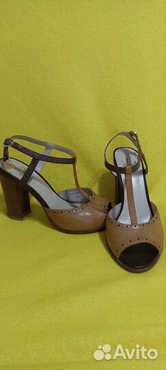 Босоножки 38