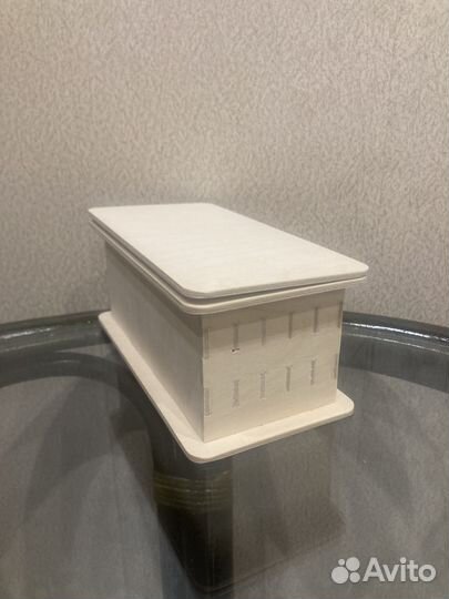 Шкатулка для денег