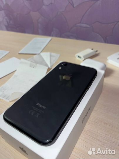 iPhone Xr, 64 ГБ