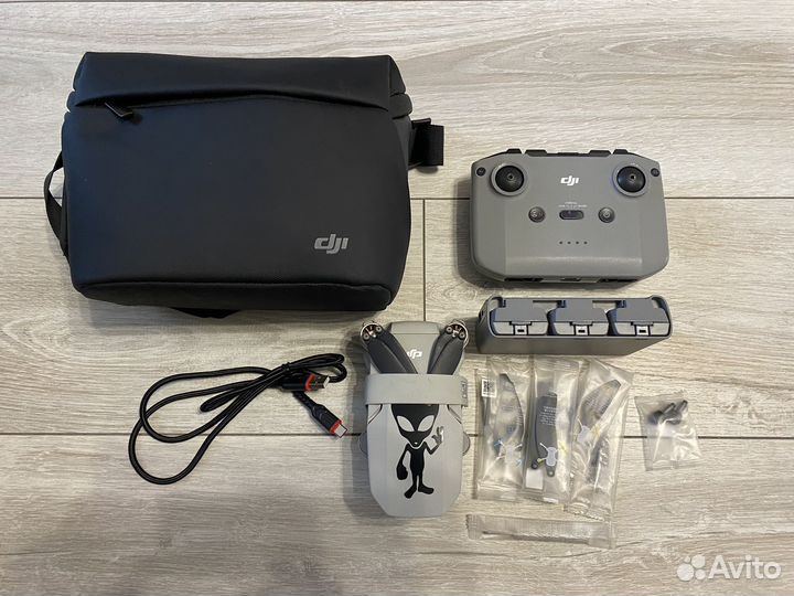 Квадрокоптер dji mini 2 Fly more combo
