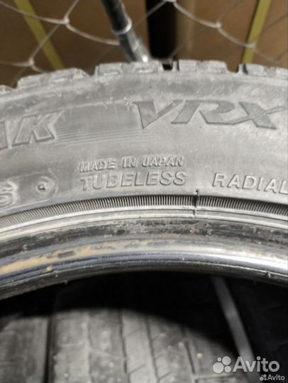 Bridgestone Blizzak VRX 215/50 R17 91S