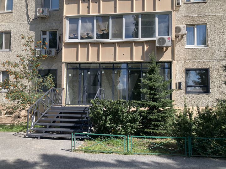 Свободного назначения, 90 м²