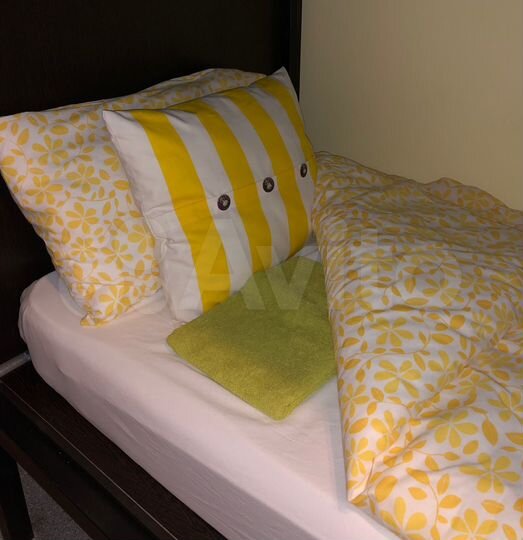 Комната 20 м² в 5-к., 1/4 эт.