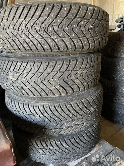 Yokohama Ice Guard IG65 215/65 R17