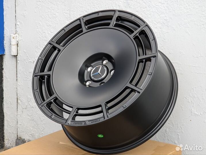 Кованые диски R22 на Mercedes G63 G-Class W464