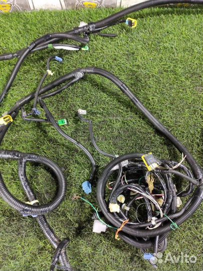 Коса салона Honda Fit GP5 LEB