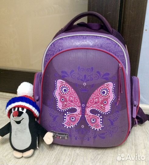 Рюкзак школьный Hummingbird для девочки
