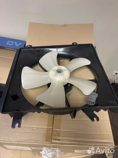 Диффузор радиатора Honda CR-V 95-01