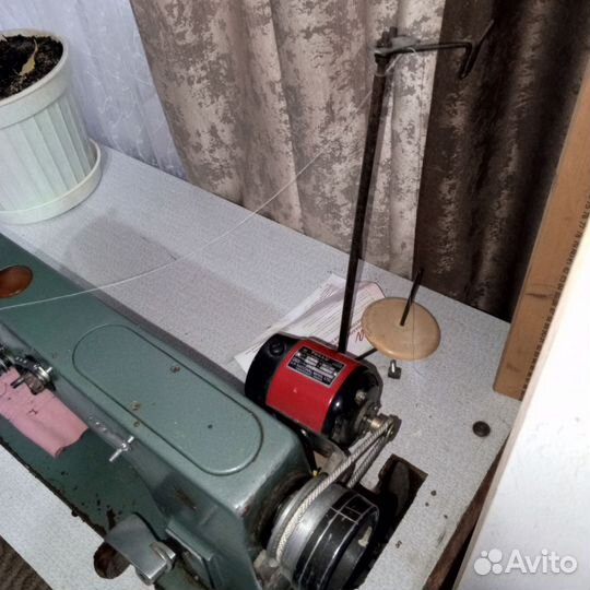 Швейная машинка подольск СССР 1022м