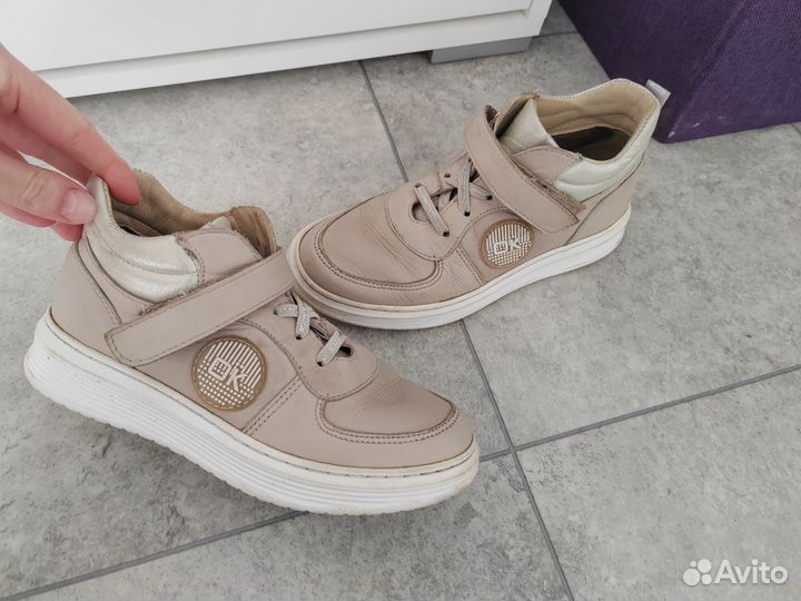 Ботинки демисезонные для девочки 34 размер