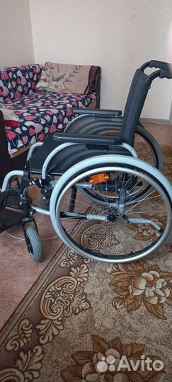 Коляска инвалидная