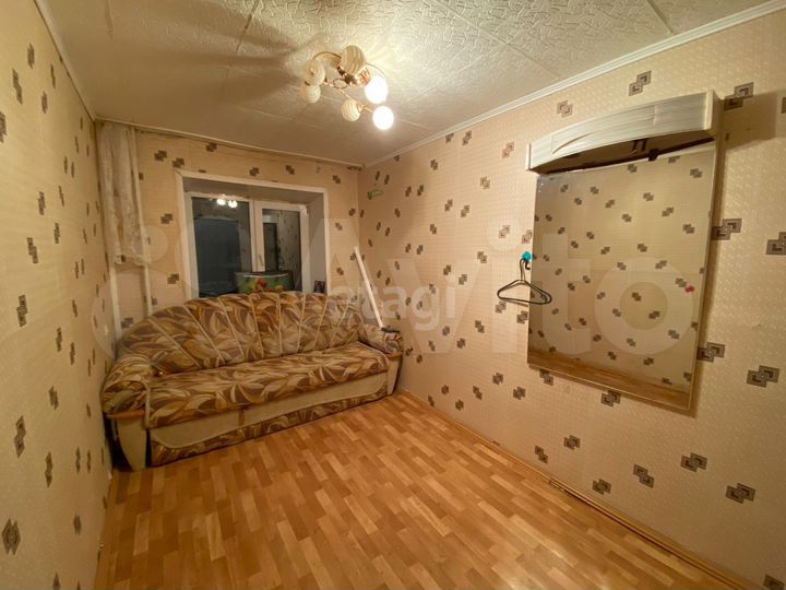 Комната 9 м² в 6-к., 4/5 эт.