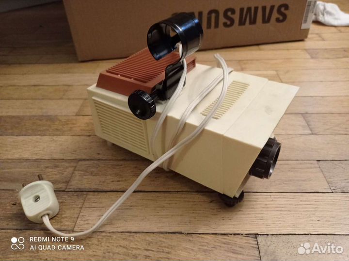 Диапроектор телевизор фильмоскоп, обычный и диафил