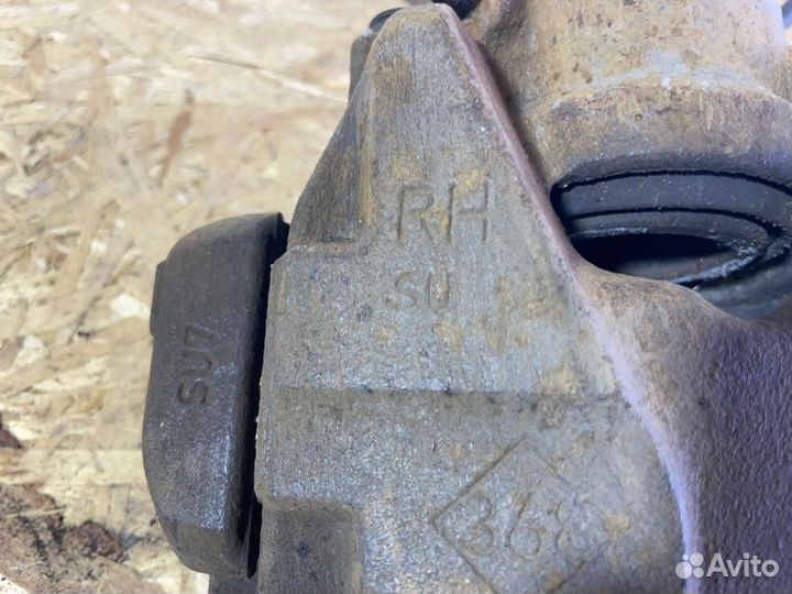 Суппорт тормозной передний правый Renault Megan