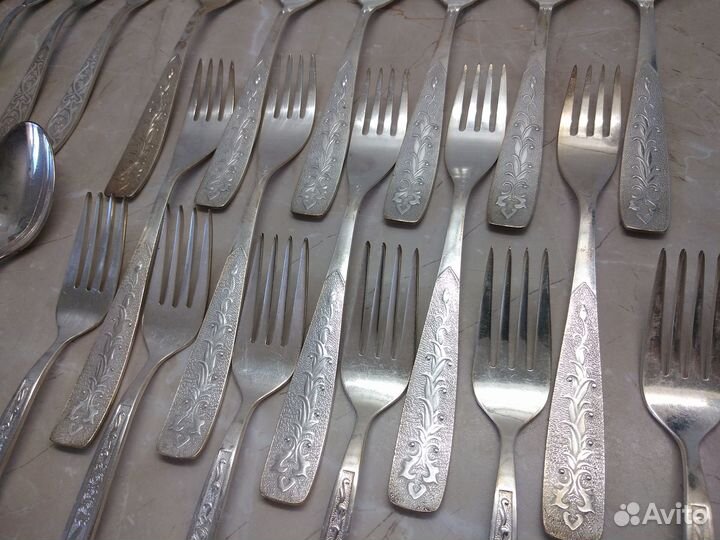 Мельхиоровые ложки, вилки мнц. Времён СССР. сост