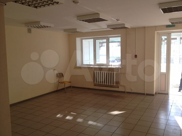 Торговая площадь, 71 м²