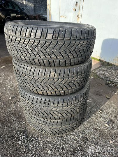 Goodyear UltraGrip Ice SUV 255/55 R19