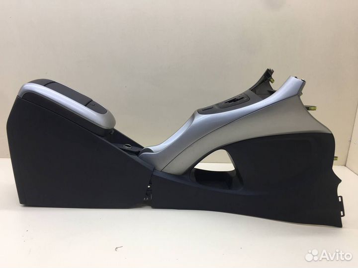 Б/У Б/У Консоль центральная