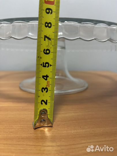 Блюдо на ножке