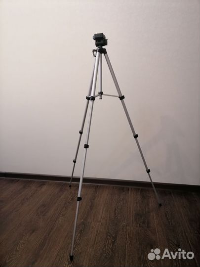 Штатив для фотоаппарата