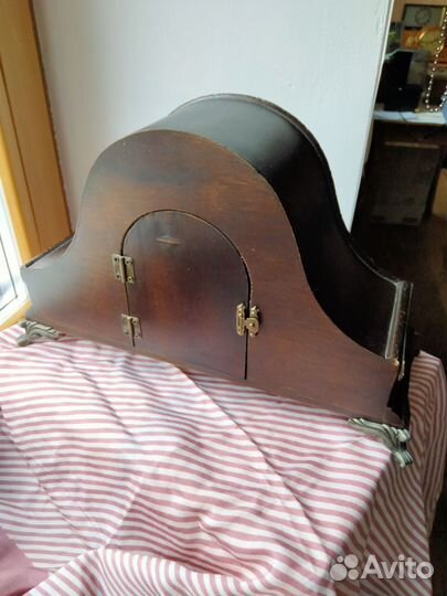 Настольные часы