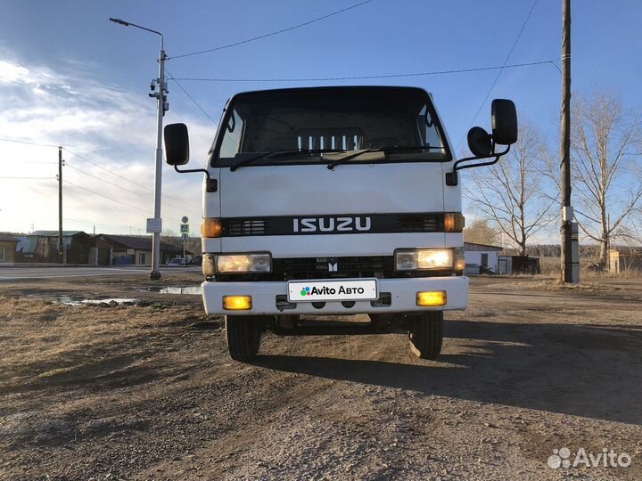 Isuzu Elf, 1990