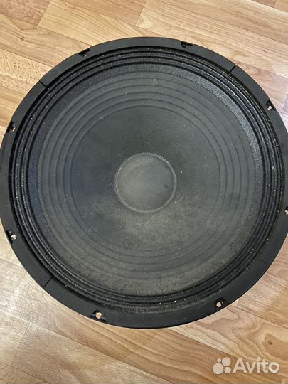 Колонка саб