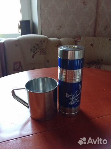 Термос и кружка